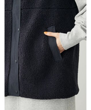 Green Parks ボアミドル丈ベスト Black