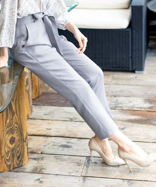 Tiaclasse L 【洗える】美脚効果も叶うリボン付きテーパードパンツ ブルー