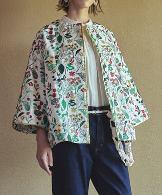 muuc 筆記帳刺繍ショートコート〈国産・muucオリジナル総柄刺繍〉〈上質な綿混ダンガリー〉〈中に着込めるゆとり袖・Aライン〉〈3シーズン春秋冬〉