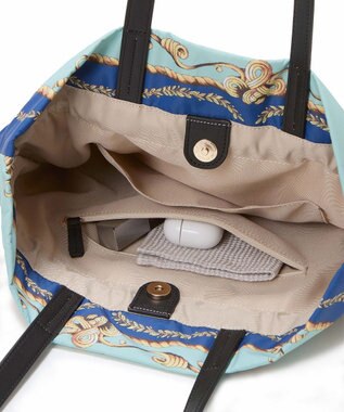 TOPKAPI 【TREASURE TOPKAPI】マイルドサテン スカーフ柄 巾着 トート バッグ ブルー