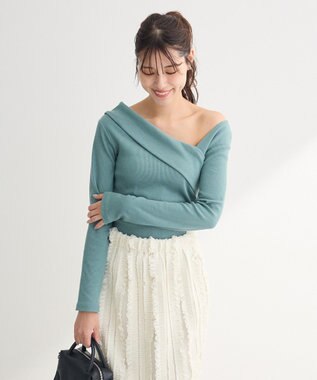 Green Parks ・ｓｗｉｎｇ　ｂｙ　クロスネックプルオーバー Green