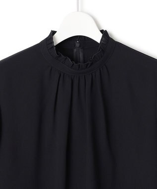 23区 L 【洗える】バックサテンアムンゼン フリルカラー ブラウス ネイビー系