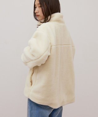 AMERICAN HOLIC スタンドベア風ボアコート Ivory