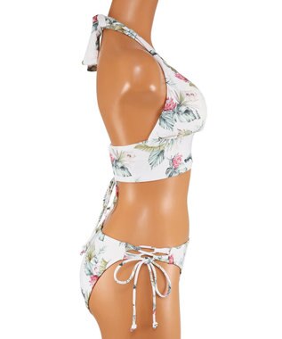 San-ai Resort（三愛水着楽園） ナチュラルだけどしっかり盛れる【ナチュラルアップブラ】　ノンワイヤービキニ　7M・9M　【San-ai Resort（サンアイリゾート）】 レッド