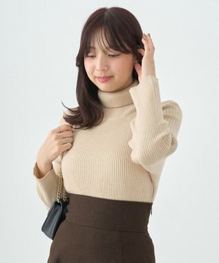 earth music&ecology ラメタートルネックニットプルオーバー Gold