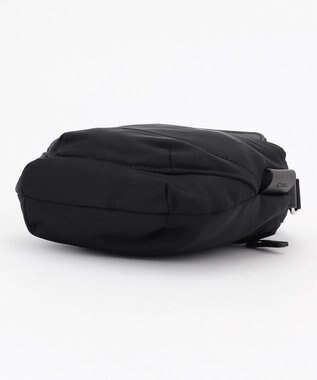 Y'SACCS ポリエステルツイル ポシェット ブラック