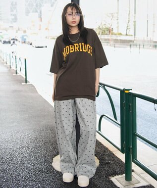 WEGO 【ユニセックス着用ITEM】アクセ付きグラフィックT（SS） ブラウン