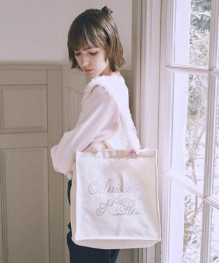 Maison de FLEUR チュールハンドルローズスクエアトートバッグ