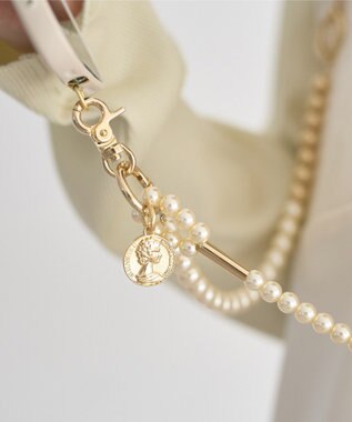 earth music&ecology マルチパールストラップ Gold