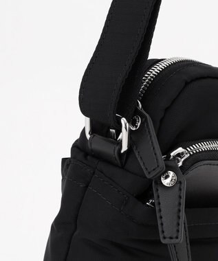 Y'SACCS ポリエステルツイル ポシェット ブラック