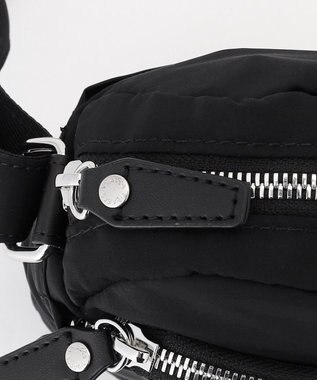 Y'SACCS ポリエステルツイル ポシェット ブラック