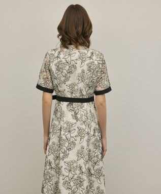 GRACE CONTINENTAL フラワーコード刺繍ワンピース キナリ