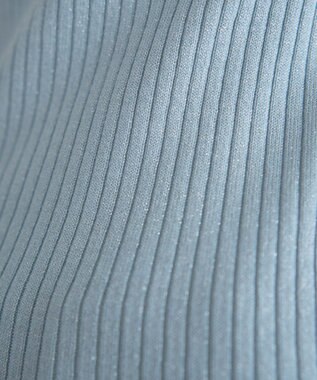 YECCA VECCA ラメ混ハイネックリブニット Sax