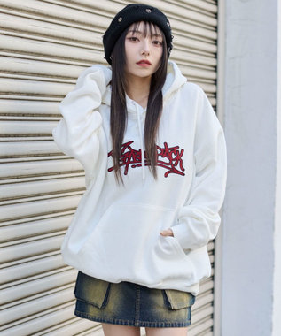 WEGO 【ユニセックス着用ITEM/SMLサイズ展開】グラフィックロゴプルパーカー