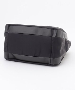 Y'SACCS スクエアすっきりトート Mサイズ ブラック