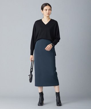 ICB 【洗える】 コンパクトウール Vネックプルオーバー ブラック系