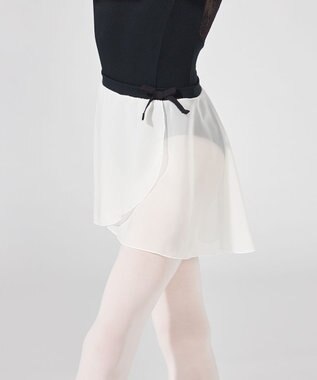 Chacott スカート ブラック（オフホワイト）