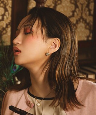 TOCCA CLOVER BIJOUX EARRINGS イヤリング ゴールド系