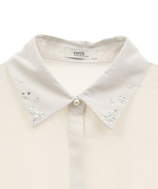 earth music&ecology 襟ビジューブラウス Off White