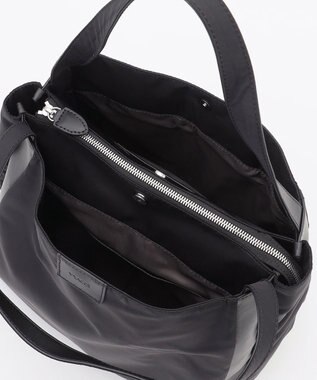 Y'SACCS スクエアすっきりトート Mサイズ ブラック