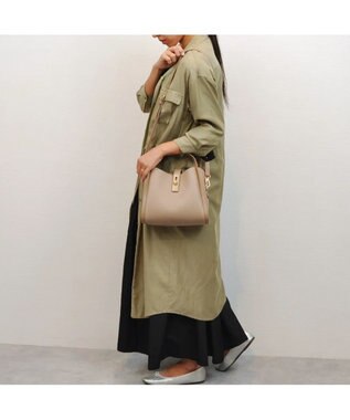 UNBILLION cachecache 3レイヤーヒネリ金具2wayトート オーク