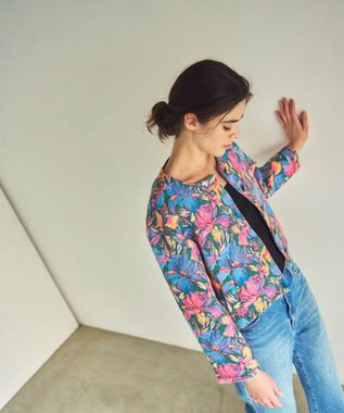 GRACE CONTINENTAL フラワージャガードノーカラージャケット ブルー