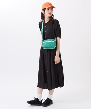 LeSportsac CAMERA CROSSBODY/スペクテイターケリーグリーン スペクテイターケリーグリーン