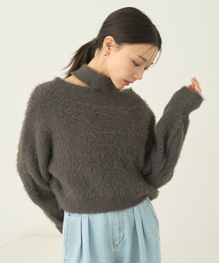 earth music&ecology ロングシャギースリットネックニットプルオーバー Mocha