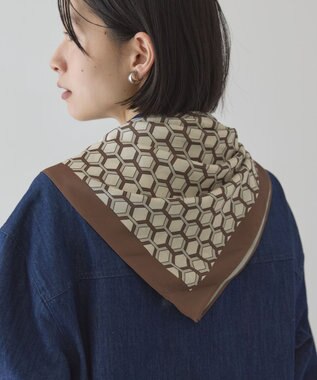 AMERICAN HOLIC 亀甲柄スカーフ Brown