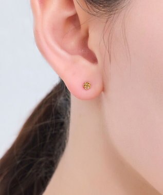 Phoebe 【金属アレルギー対応】プチフラワービジュースタッドピアス　オレンジ オレンジ