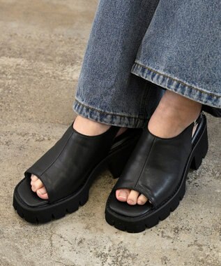 APOM プラットフォームカバーサンダル