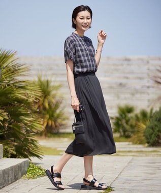 J.PRESS LADIES 【WEB限定カラーあり・セットアイテム】コインケース付き スマホ ポシェット ブラック系