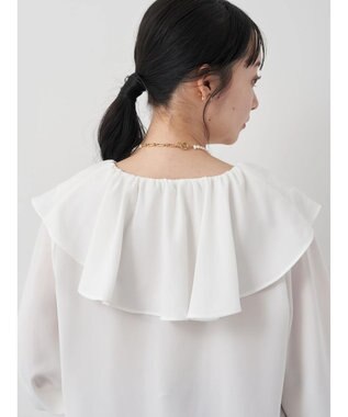 earth music&ecology ラッフルカラーブラウス Off White