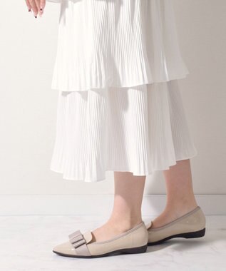 Bridget Birkin ＜2E＞【Bridget Birkin Walk】グログランリボンオペラパンプス ベージュエナメル