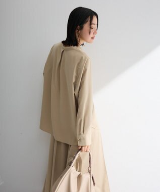 Green Parks ＳＥＴ２点スキッパーブラウス＋プリーツスカート Beige