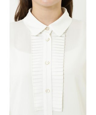 DAKS セラテリーライトブラウス オフホワイト