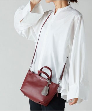 Y'SACCS イザック　イタリアンシープマルチウェイトートバッグ ワイン