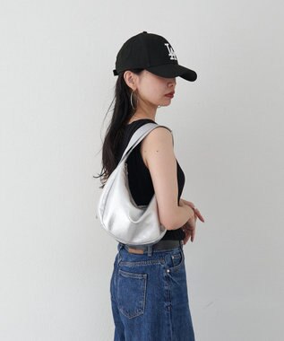 russet ソフトレザーラウンドショルダーバッグ【シルバー】(CE-1470-WEB) Silver