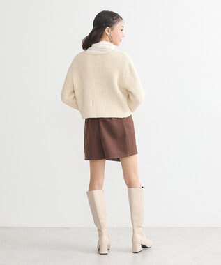 earth music&ecology 【WEB限定】ゴールド釦ショートニットカーディガン Ivory