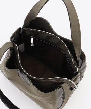 Y'SACCS スクエアすっきりトート Sサイズ カーキ