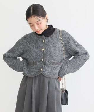 earth music&ecology 【WEB限定】ゴールド釦ショートニットカーディガン Charcoal Gray