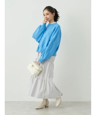 earth music&ecology クルーネック袖シャーリングスウェット Light Blue