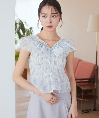 earth music&ecology ダブルフリルノースリブラウス
