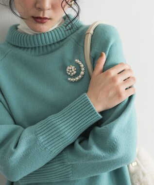 組曲 S ウールカシミヤミックス ロールネックニット スモーキーグリーン系