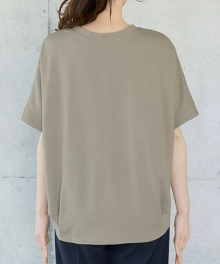 Tiaclasse パール付きキーネックトップス ベージュ