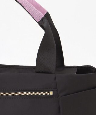 TOCCA 【サスティナブル素材・撥水・WEB＆一部店舗限定】NUOTO NYLON TOTE トートバッグ ブラック（ショルダー紫ピンク）