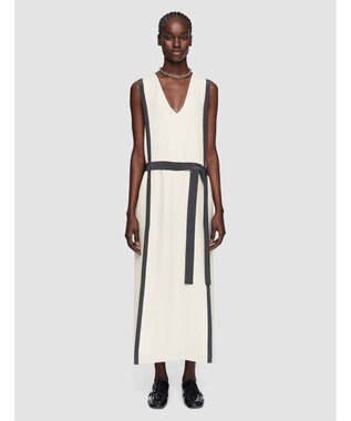 ヘビーシルククレープアニメーション　ベルテッドドレス