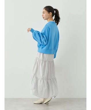 earth music&ecology クルーネック袖シャーリングスウェット Light Blue