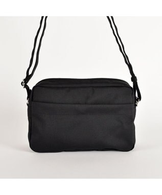 Y'SACCS サスティナブルポシェット ブラック