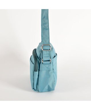 Y'SACCS サスティナブルポシェット ブルー